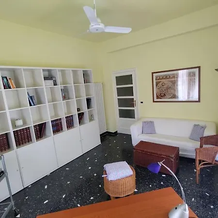 L'appartamento Giallo * Noli