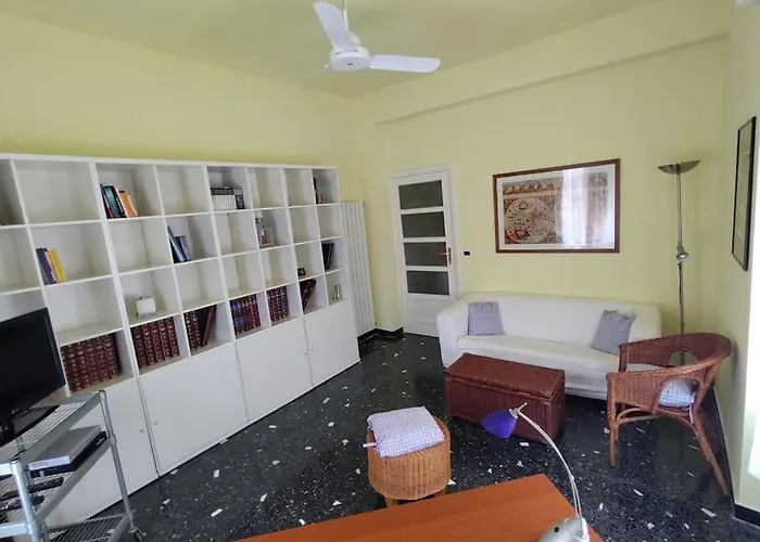 L'appartamento Giallo * Noli